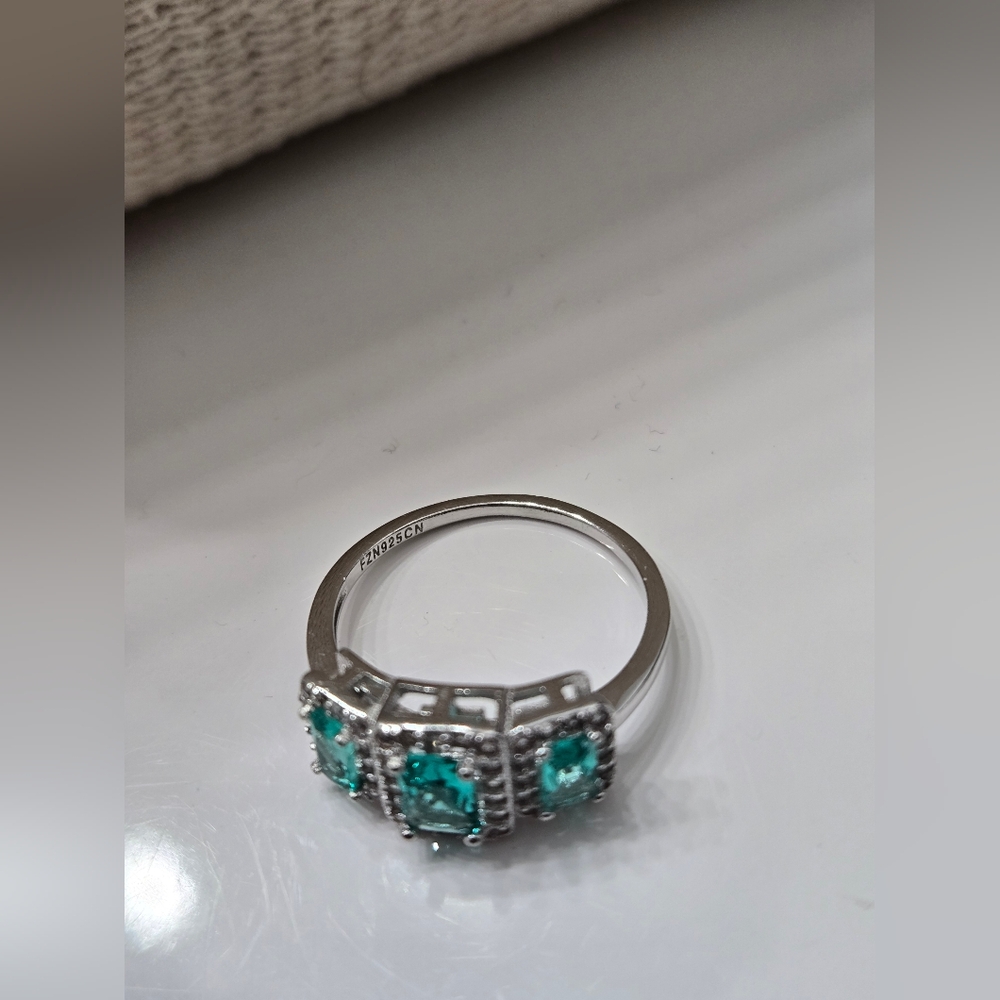 Silver Ring - Picture 3 of 5